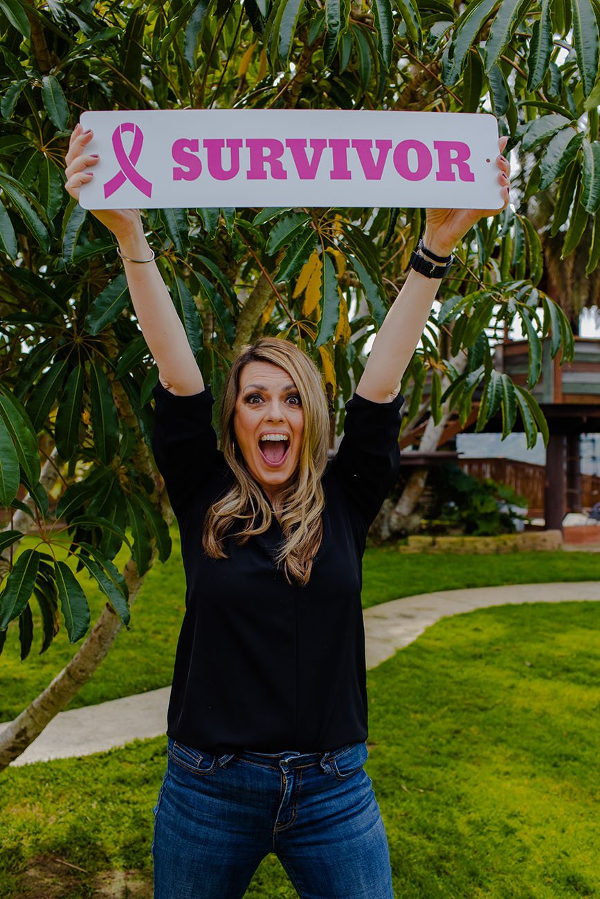 clinical-trials-day-brubaker-survivor-sign-katherinebethphotography