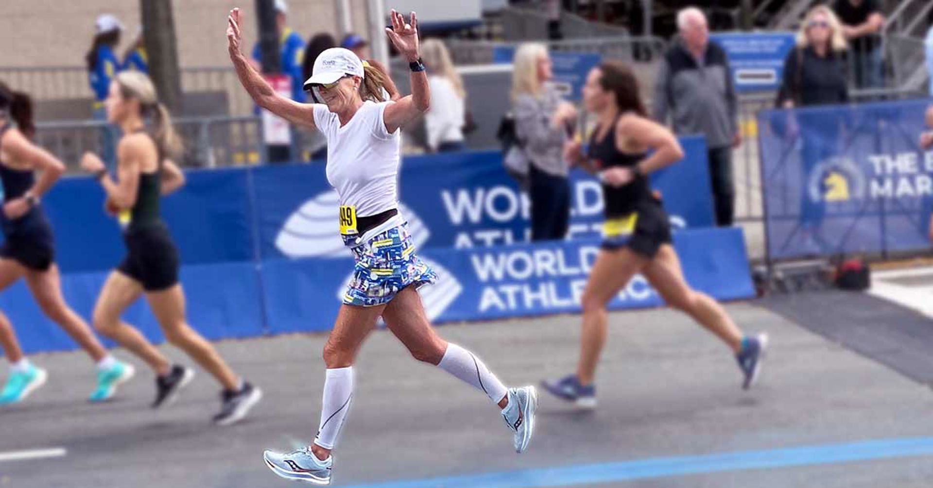 Ara Miralles, center, turned to UC San Diego Health’s sports medicine team to heal her Achilles tendonosis overuse injury with a procedure called percutaneous ultrasonic tenotomy (PUT). Photo courtesy of Ara Miralles