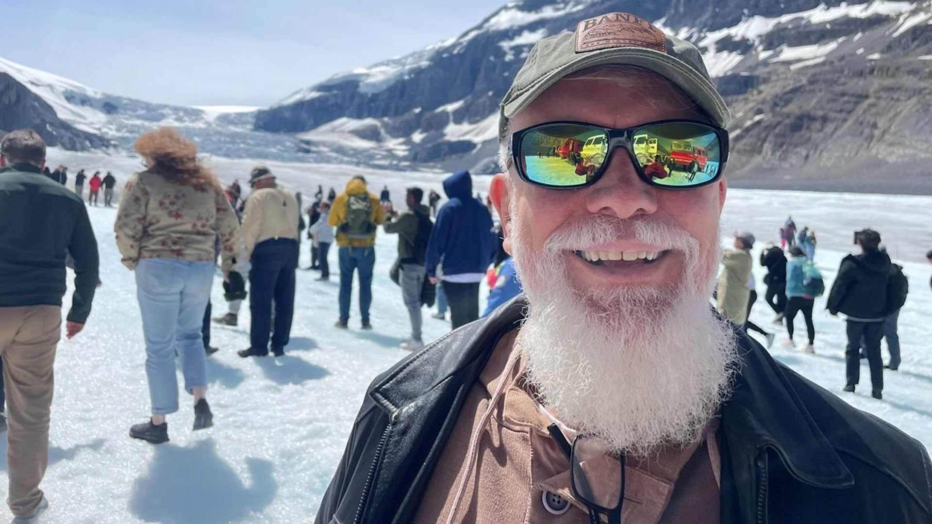 Nicholson in snow, mountain in background