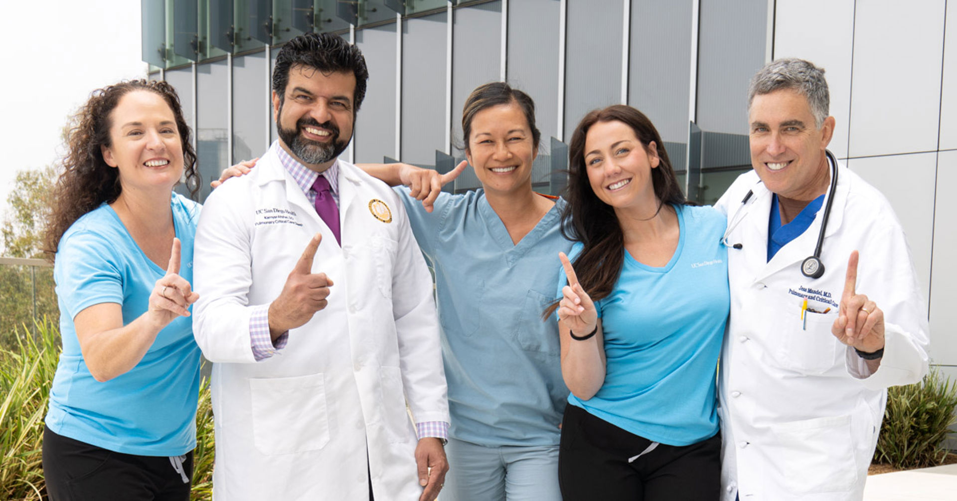 Pictured above from left to right are Alycia Sims, RN, Kamyar Afshar, DO, Khrizna Chong, RN, Mackenzie Hume, RN, and Jess Mandel, MD at Jacobs Medical Center at UC San Diego Health. Photo credit: Alex Matthews | UC San Diego Health